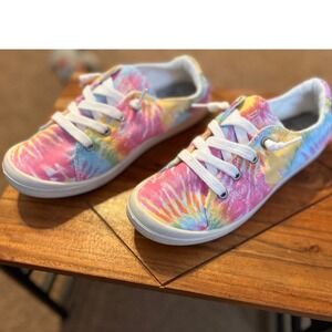 Dunes Sport Reesa WW Tie Dye Memory Foam Sneakers Women's Size 7W NWB